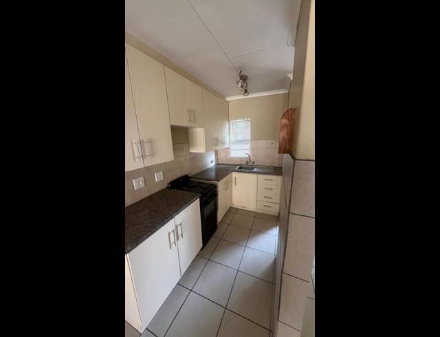 2 BEDROOM PROPERTY TO RENT IN THE ORCHARDS